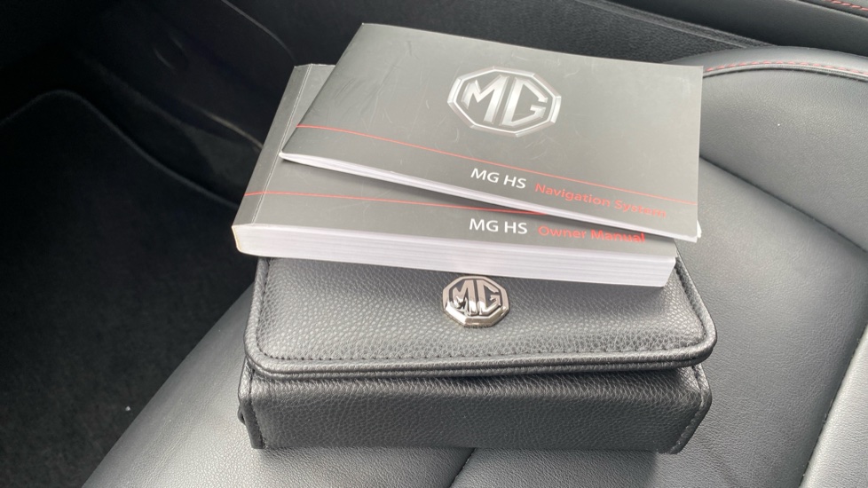 MG HS 1.5 T-GDI Excite 5dr DCT Petrol Hatchback - Image 20