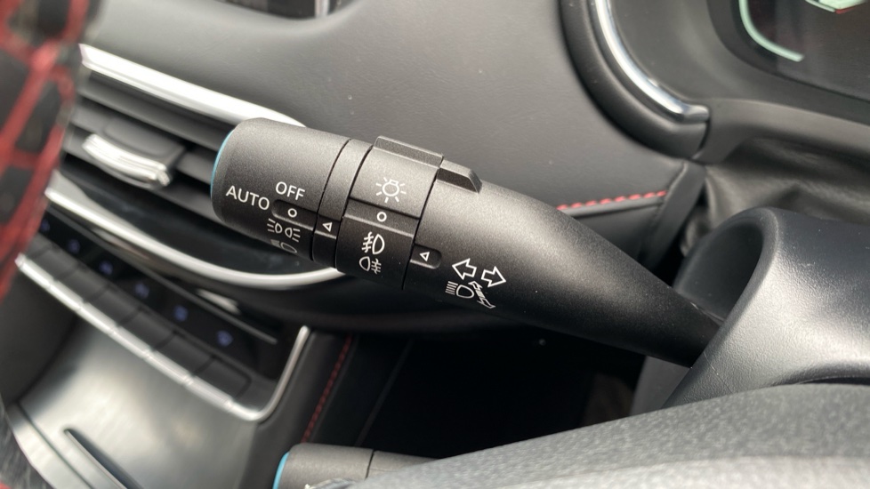 MG HS 1.5 T-GDI Excite 5dr DCT Petrol Hatchback - Image 36
