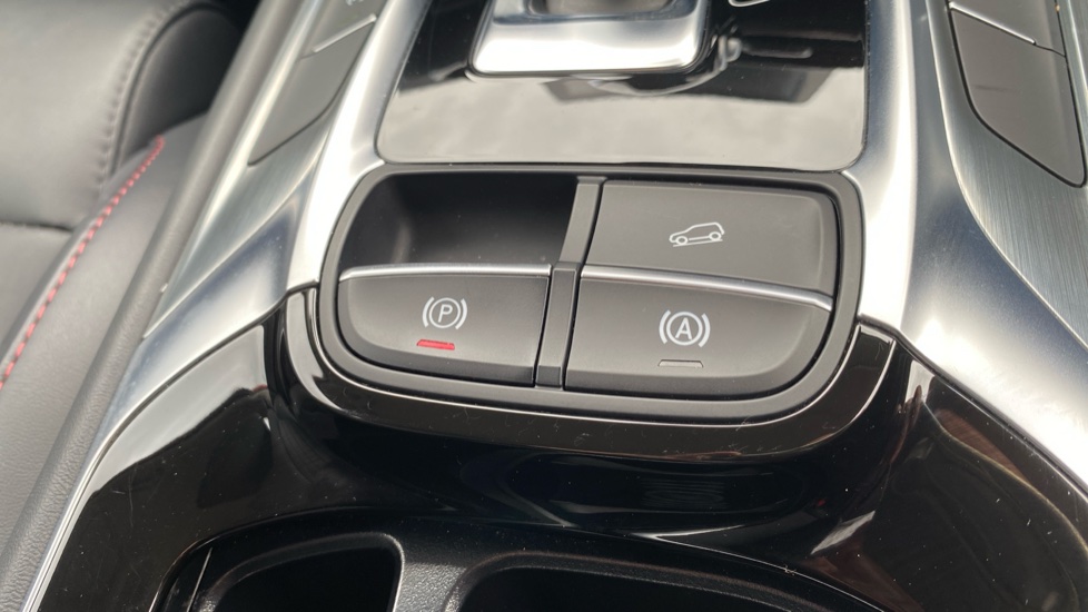 MG HS 1.5 T-GDI Excite 5dr DCT Petrol Hatchback - Image 38
