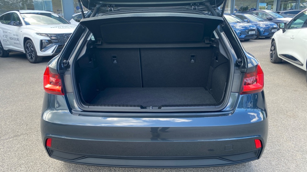 Audi A1 25 TFSI Technik 5dr Petrol Hatchback - Image 4