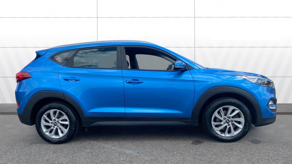 Hyundai TUCSON 1.7 CRDi Blue Drive SE Nav 5dr 2WD Diesel Estate - Image 5