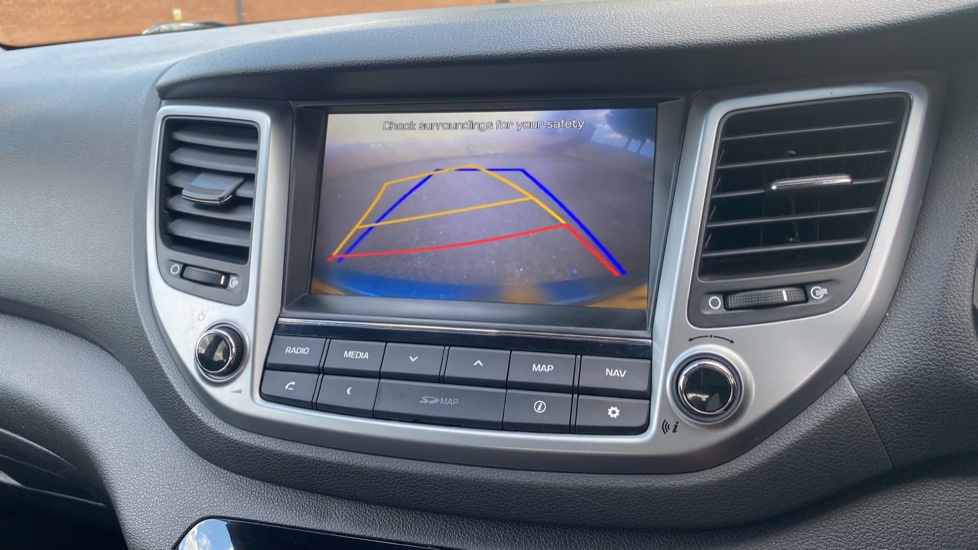 Hyundai TUCSON 1.7 CRDi Blue Drive SE Nav 5dr 2WD Diesel Estate - Image 34