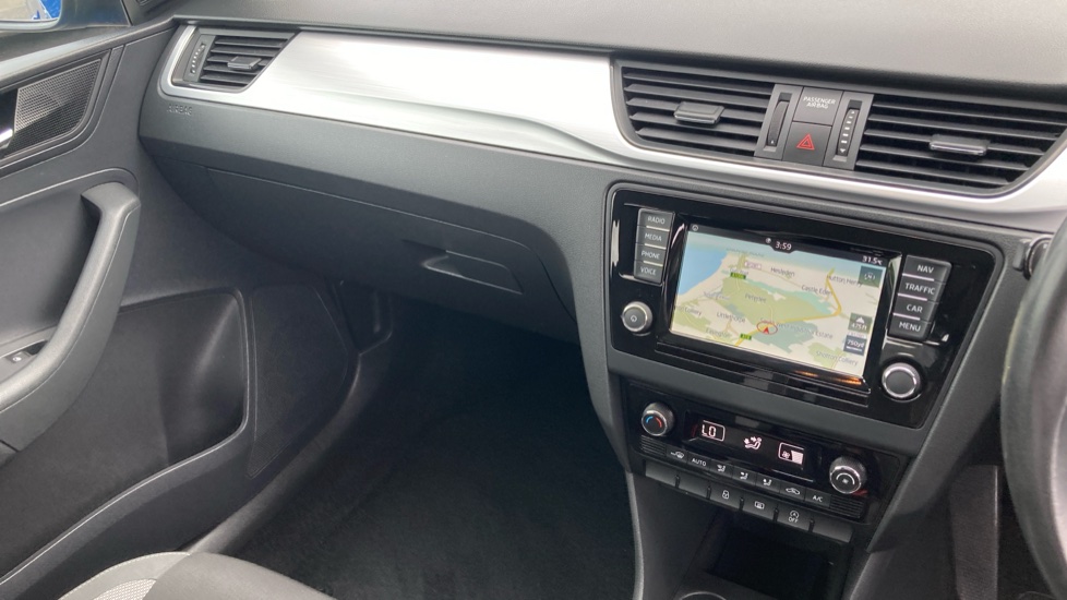 Skoda Rapid Spaceback 1.0 TSI 110 SE Tech 5dr Petrol Hatchback - Image 14