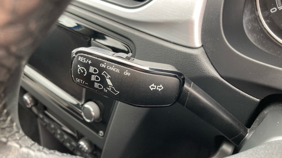 Skoda Rapid Spaceback 1.0 TSI 110 SE Tech 5dr Petrol Hatchback - Image 27