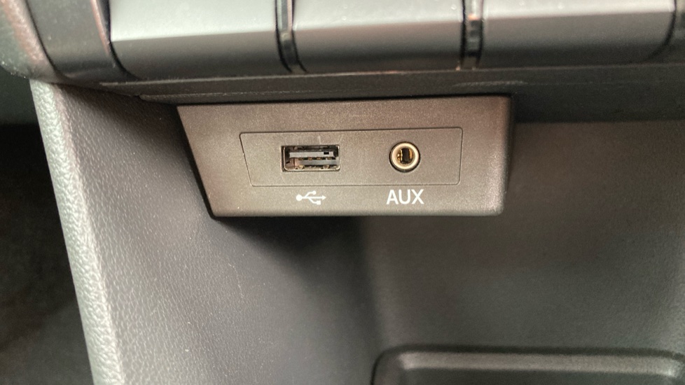 Skoda Rapid Spaceback 1.0 TSI 110 SE Tech 5dr Petrol Hatchback - Image 30