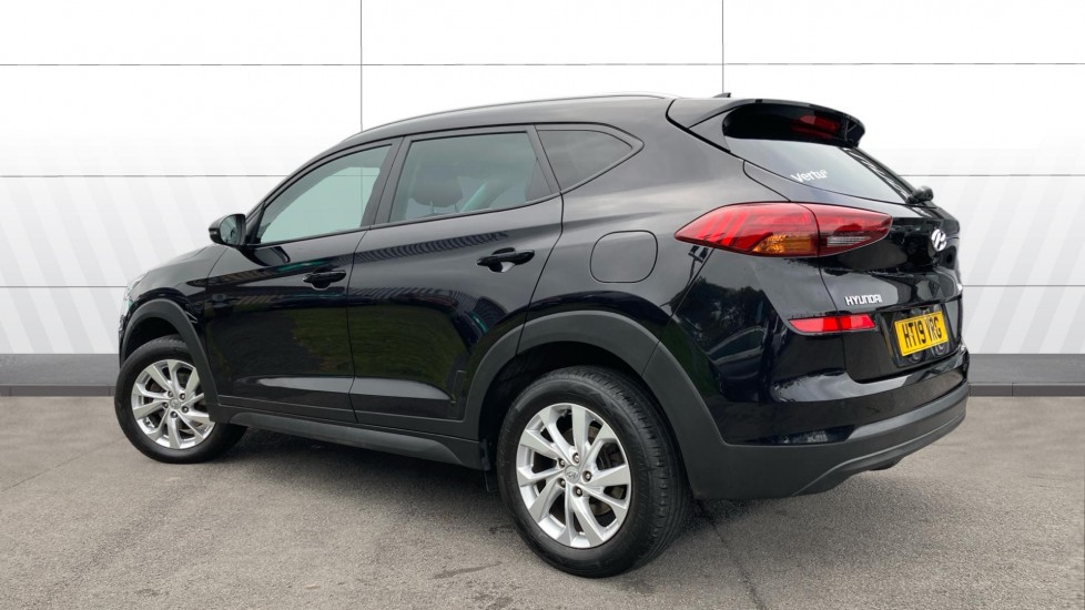 Hyundai TUCSON 1.6 GDi SE Nav 5dr 2WD Petrol Estate - Image 2