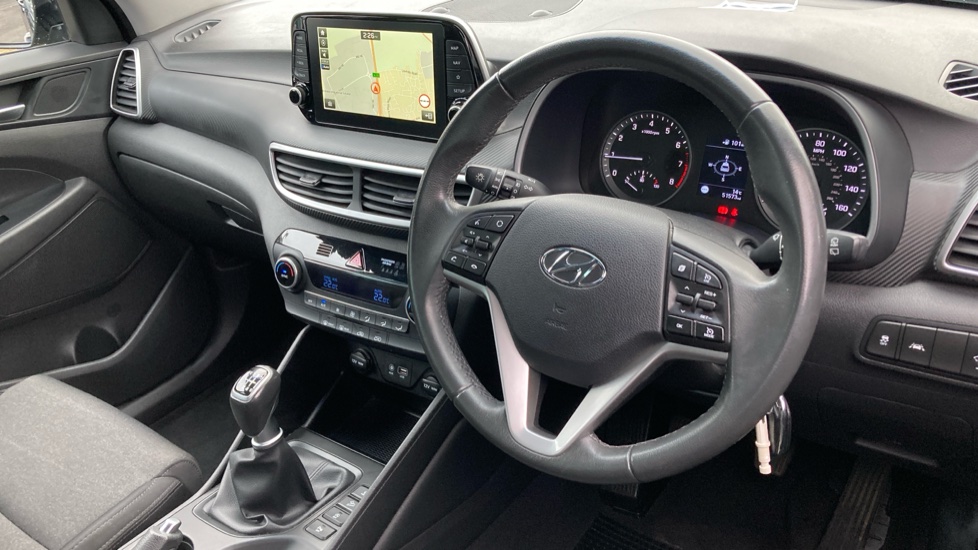 Hyundai TUCSON 1.6 GDi SE Nav 5dr 2WD Petrol Estate - Image 11