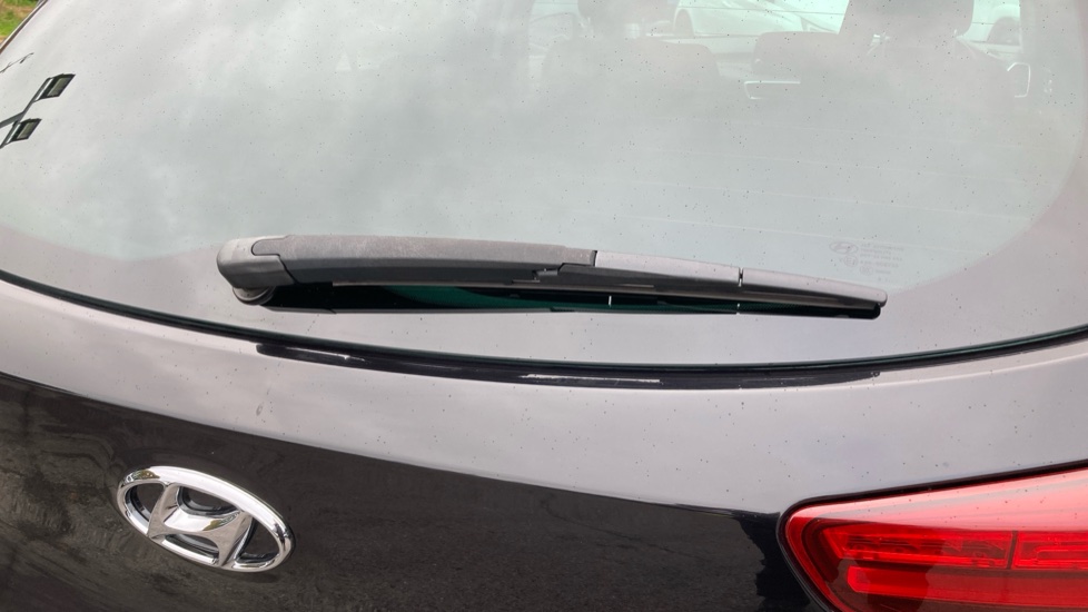 Hyundai TUCSON 1.6 GDi SE Nav 5dr 2WD Petrol Estate - Image 25