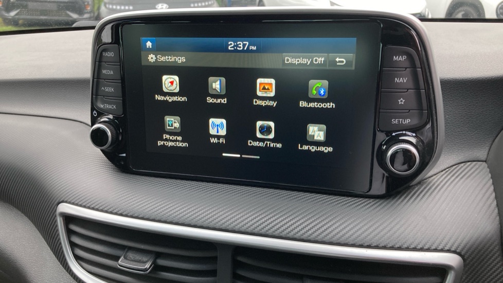Hyundai TUCSON 1.6 GDi SE Nav 5dr 2WD Petrol Estate - Image 40