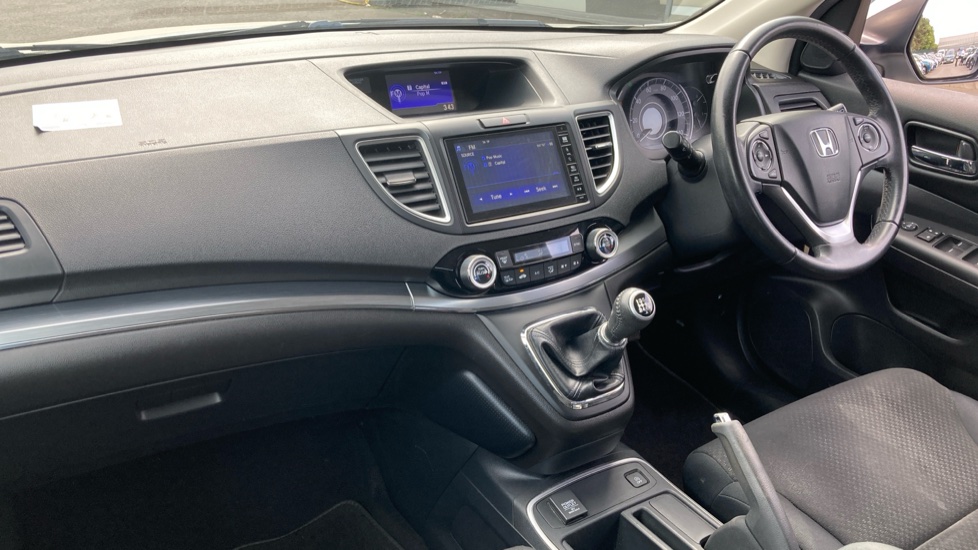Honda CR-V 2.0 i-VTEC SE 5dr 2WD Petrol Estate - Image 9
