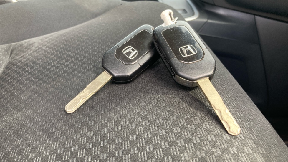 Honda CR-V 2.0 i-VTEC SE 5dr 2WD Petrol Estate - Image 19