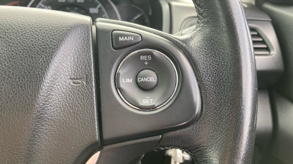 Honda CR-V 2.0 i-VTEC SE 5dr 2WD Petrol Estate - Image 23