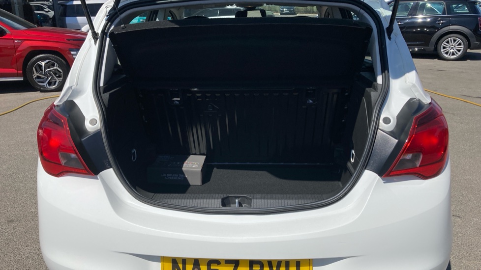 Vauxhall Corsa 1.4 [75] Energy 5dr [AC] Petrol Hatchback - Image 4