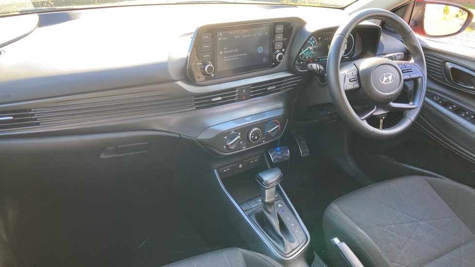 Hyundai BAYON 1.0 TGDi 48V MHEV SE Connect 5dr DCT Petrol Hatchback - Image 9