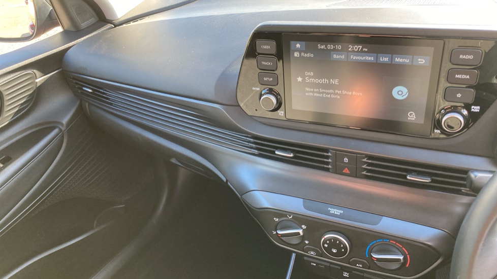 Hyundai BAYON 1.0 TGDi 48V MHEV SE Connect 5dr DCT Petrol Hatchback - Image 14