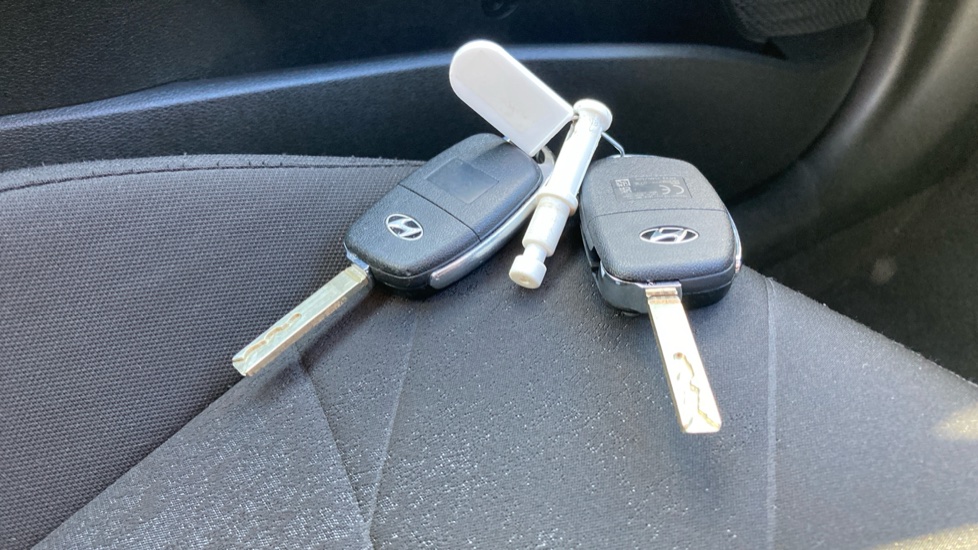 Hyundai BAYON 1.0 TGDi 48V MHEV SE Connect 5dr DCT Petrol Hatchback - Image 19