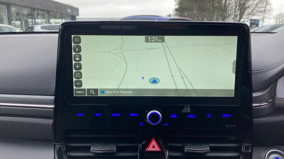 Hyundai IONIQ 1.6 GDi Plug-in Hybrid Premium SE 5dr DCT Hatchback - Image 23
