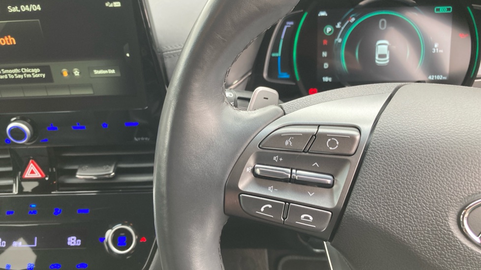 Hyundai IONIQ 1.6 GDi Plug-in Hybrid Premium SE 5dr DCT Hatchback - Image 29