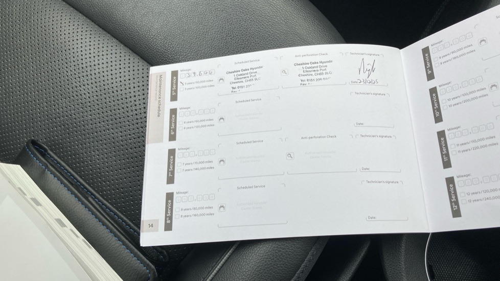 Hyundai IONIQ 1.6 GDi Plug-in Hybrid Premium SE 5dr DCT Hatchback - Image 34