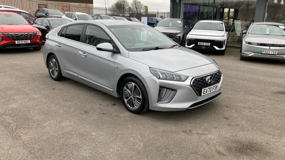 Hyundai IONIQ 1.6 GDi Plug-in Hybrid Premium SE 5dr DCT Hatchback - Image 40