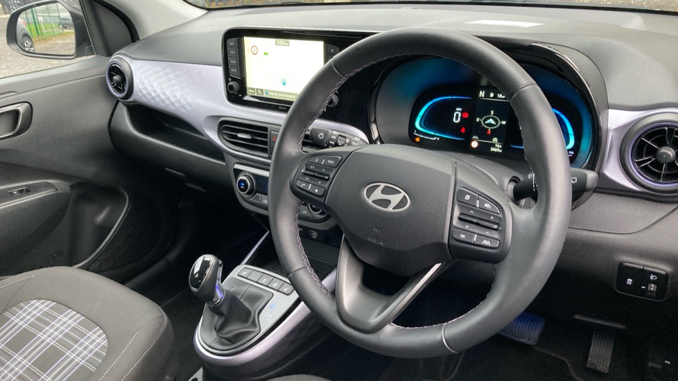 Hyundai i10 1.0 [63] Premium 5dr Auto [Nav] Petrol Hatchback - Image 11