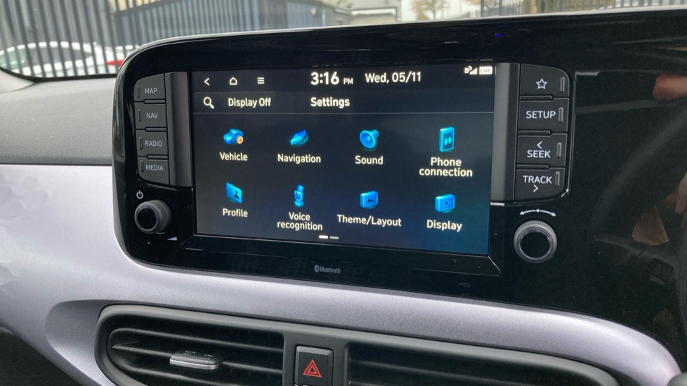 Hyundai i10 1.0 [63] Premium 5dr Auto [Nav] Petrol Hatchback - Image 42