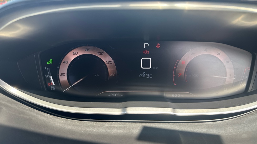 Peugeot 3008 1.6 THP GT Line 5dr EAT6 Petrol Estate - Image 18