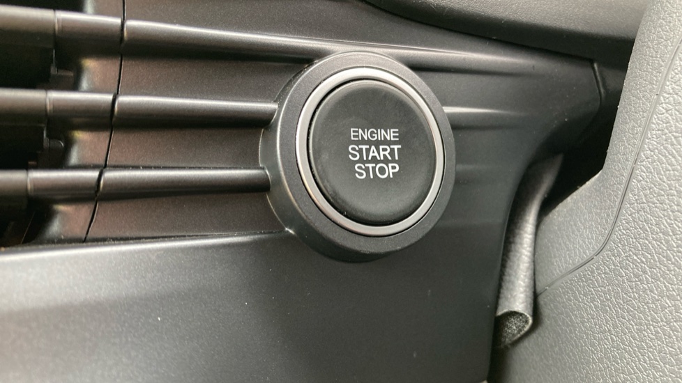 Hyundai BAYON 1.0 TGDi 48V MHEV Ultimate 5dr DCT Petrol Hatchback - Image 31