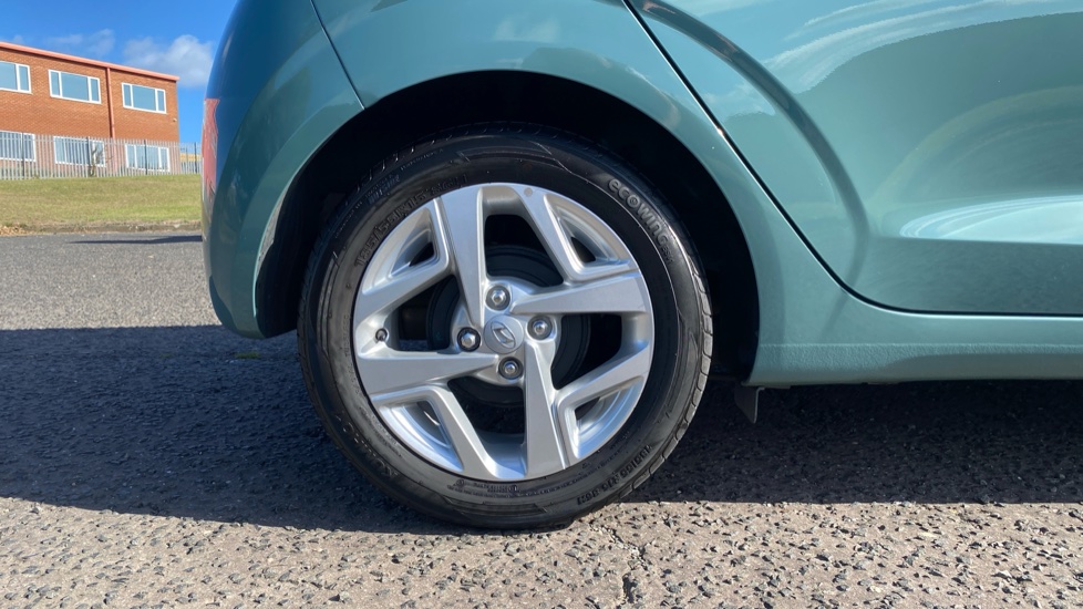 Hyundai i10 1.2 MPi SE Connect 5dr Petrol Hatchback - Image 7