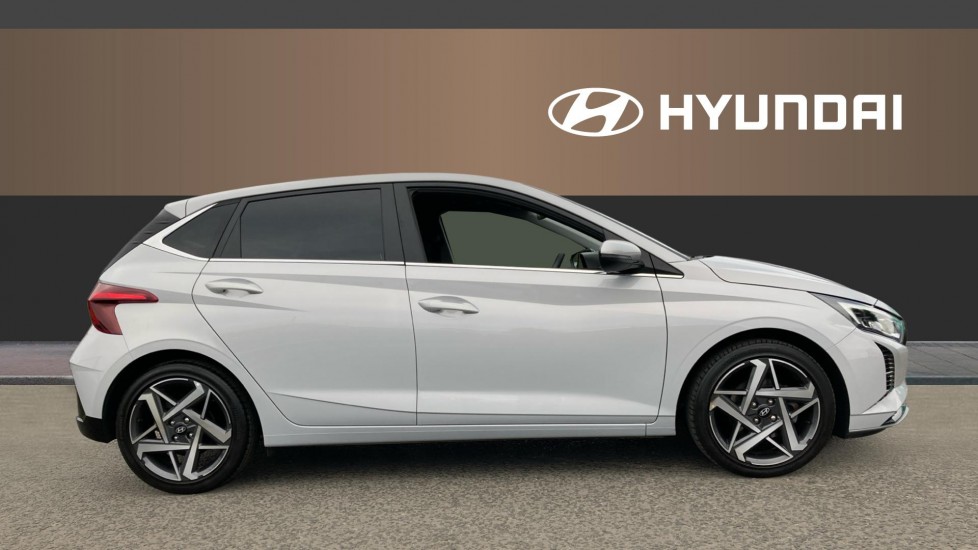 Hyundai i20 1.0T GDi Premium 5dr Petrol Hatchback - Image 5