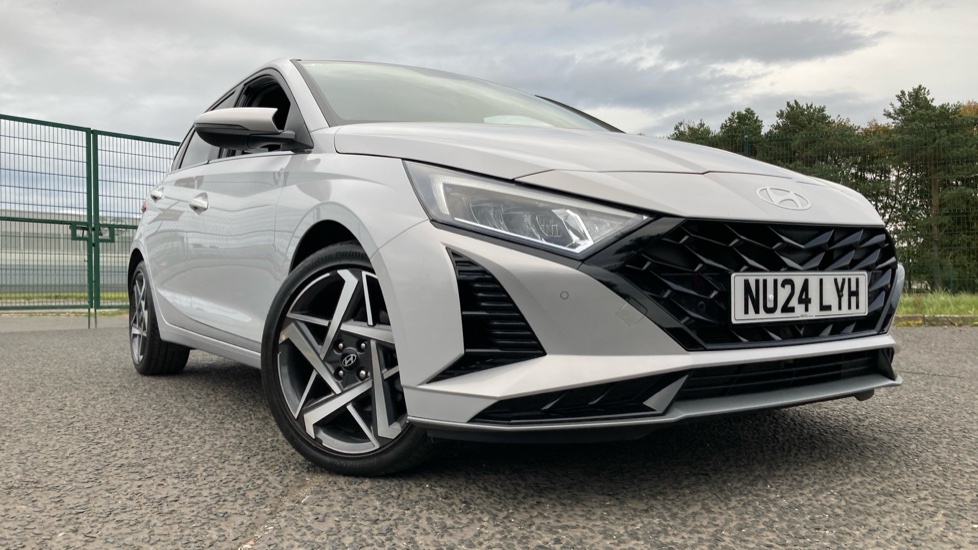Hyundai i20 1.0T GDi Premium 5dr Petrol Hatchback - Image 8