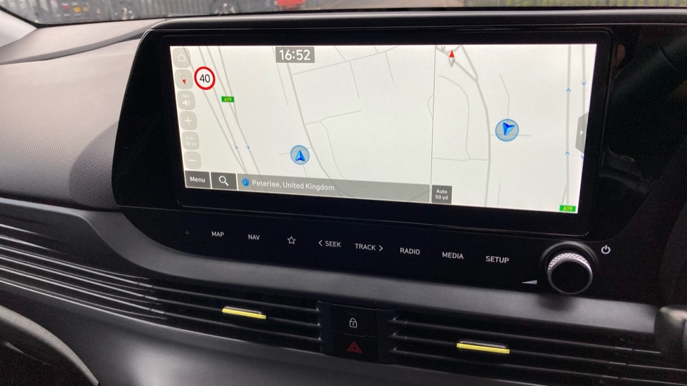 Hyundai i20 1.0T GDi Premium 5dr Petrol Hatchback - Image 12