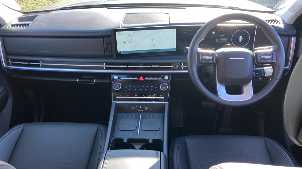 Hyundai SANTA FE 1.6 TGDi Plug-in Hybrid Premium 5dr 4WD Auto Estate - Image 10