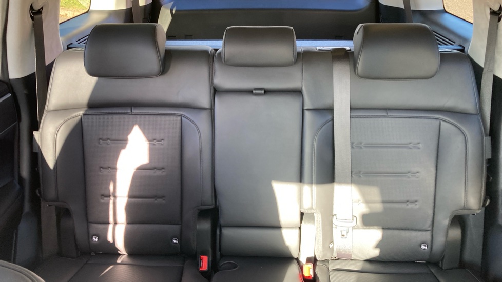 Hyundai SANTA FE 1.6 TGDi Plug-in Hybrid Premium 5dr 4WD Auto Estate - Image 15