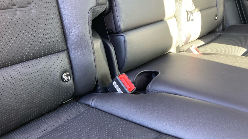 Hyundai SANTA FE 1.6 TGDi Plug-in Hybrid Premium 5dr 4WD Auto Estate - Image 17
