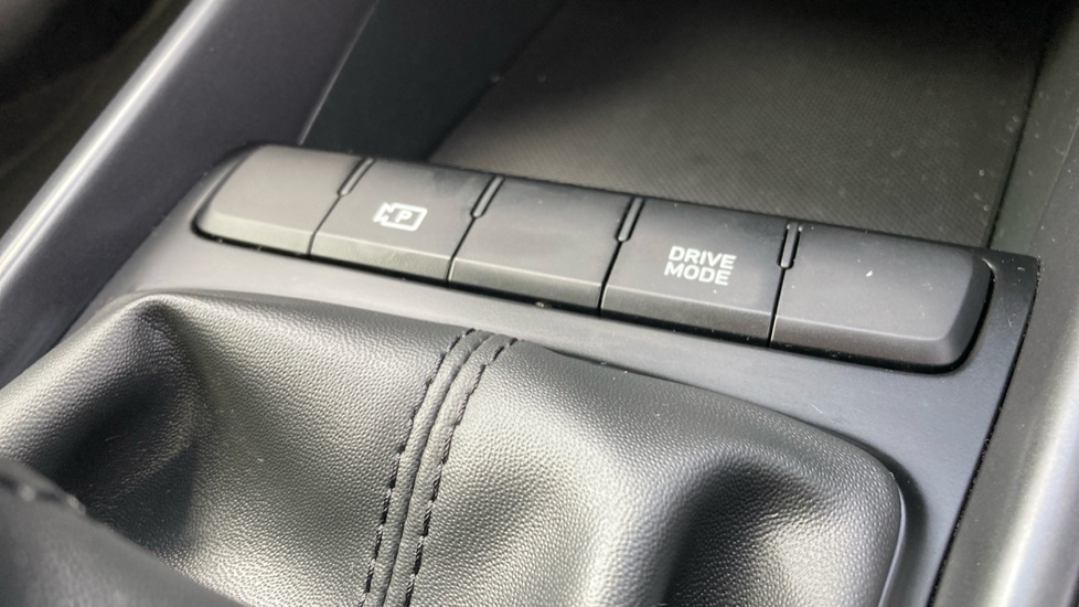 Hyundai i20 1.0T GDi Advance 5dr Petrol Hatchback - Image 33