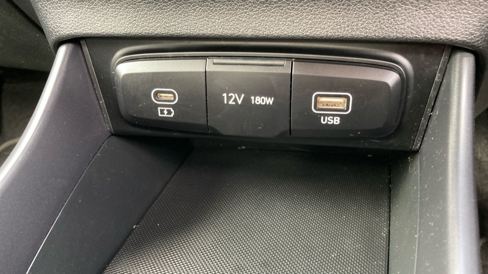 Hyundai i20 1.0T GDi Advance 5dr Petrol Hatchback - Image 34