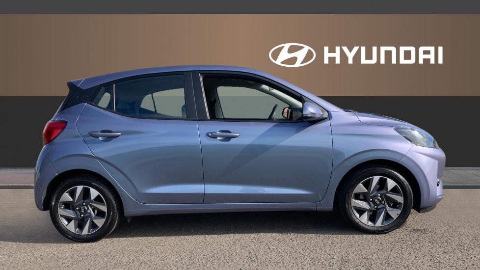 Hyundai i10 1.0 [63] Advance 5dr [Nav] Petrol Hatchback - Image 5