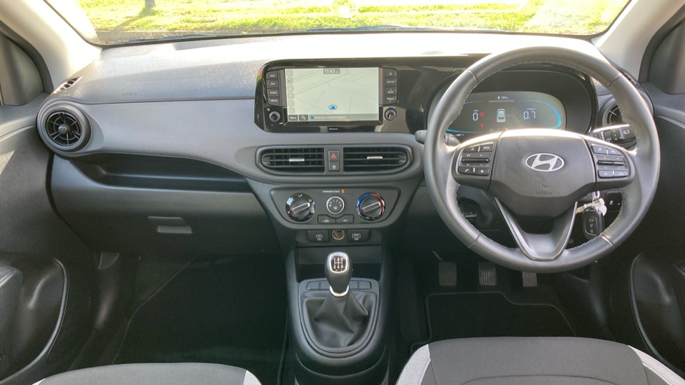 Hyundai i10 1.0 [63] Advance 5dr [Nav] Petrol Hatchback - Image 10