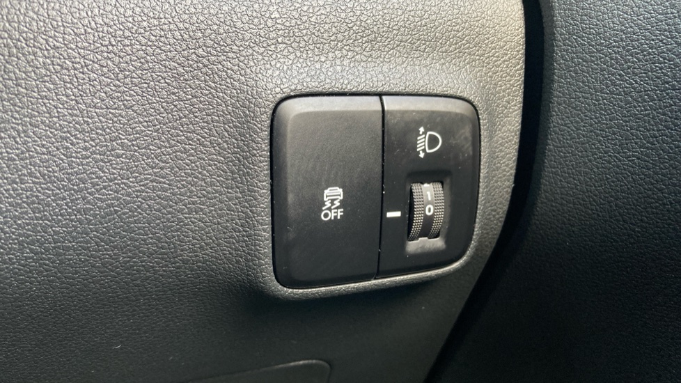 Hyundai i10 1.0 [63] Advance 5dr [Nav] Petrol Hatchback - Image 26