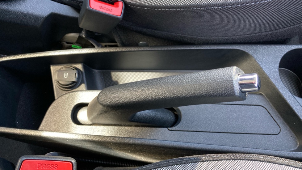 Hyundai i10 1.0 [63] Advance 5dr [Nav] Petrol Hatchback - Image 32