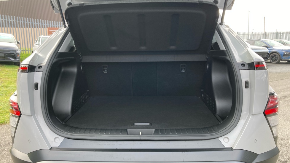 Hyundai KONA 1.0T 100 Advance 5dr Petrol Hatchback - Image 4