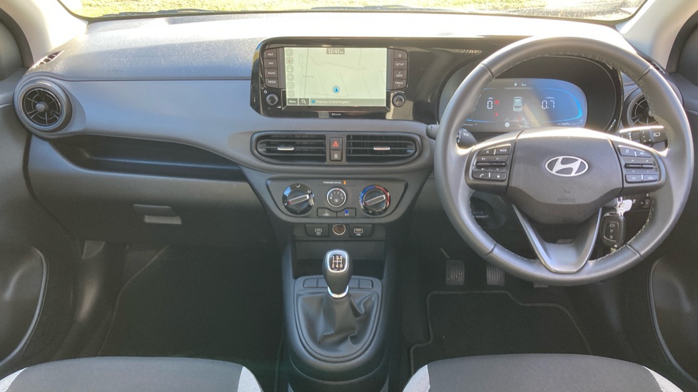 Hyundai i10 1.0 [63] Advance 5dr [Nav] Petrol Hatchback - Image 10