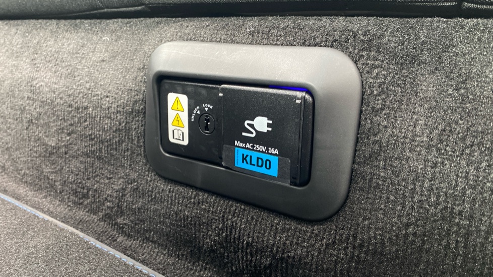 Hyundai IONIQ 6 168kW Premium 77kWh 4dr Auto Electric Saloon - Image 24
