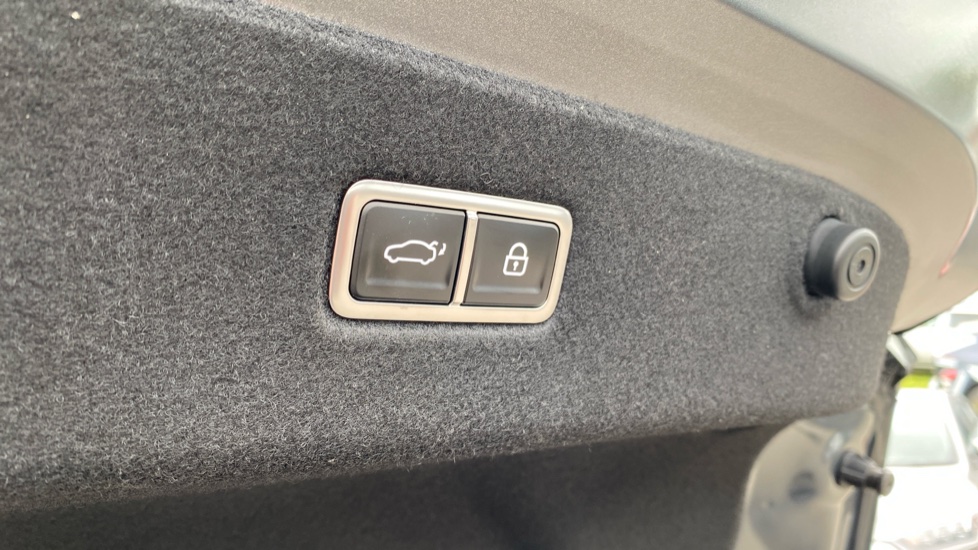 Hyundai IONIQ 6 168kW Premium 77kWh 4dr Auto Electric Saloon - Image 25