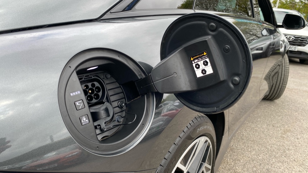 Hyundai IONIQ 6 168kW Premium 77kWh 4dr Auto Electric Saloon - Image 46