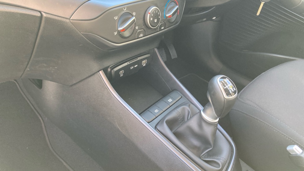 Hyundai i20 1.0T GDi Advance 5dr Petrol Hatchback - Image 13