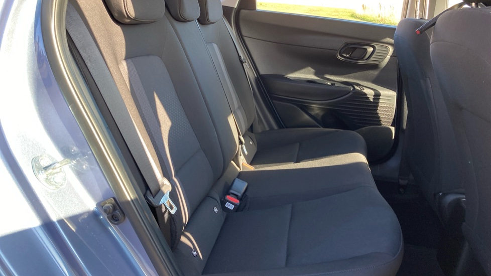 Hyundai i20 1.0T GDi Advance 5dr Petrol Hatchback - Image 16