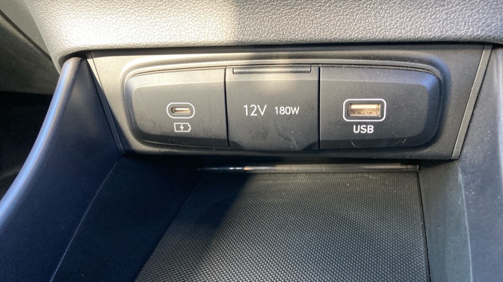 Hyundai i20 1.0T GDi Advance 5dr Petrol Hatchback - Image 33