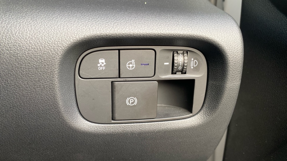 Hyundai INSTER 85kW 02 49kWh 5dr Auto Electric Hatchback - Image 27